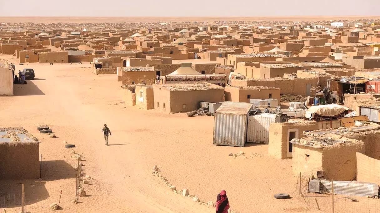 Paysage désertique autour de Tindouf